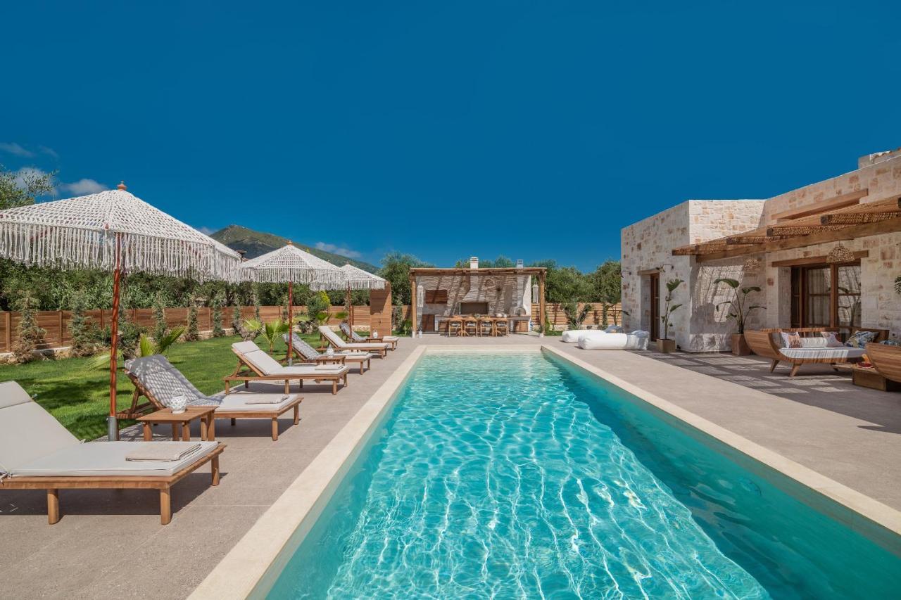 White Stone Hesperia - Poolside Escape Close To Laganas Lithakia (Zakynthos)